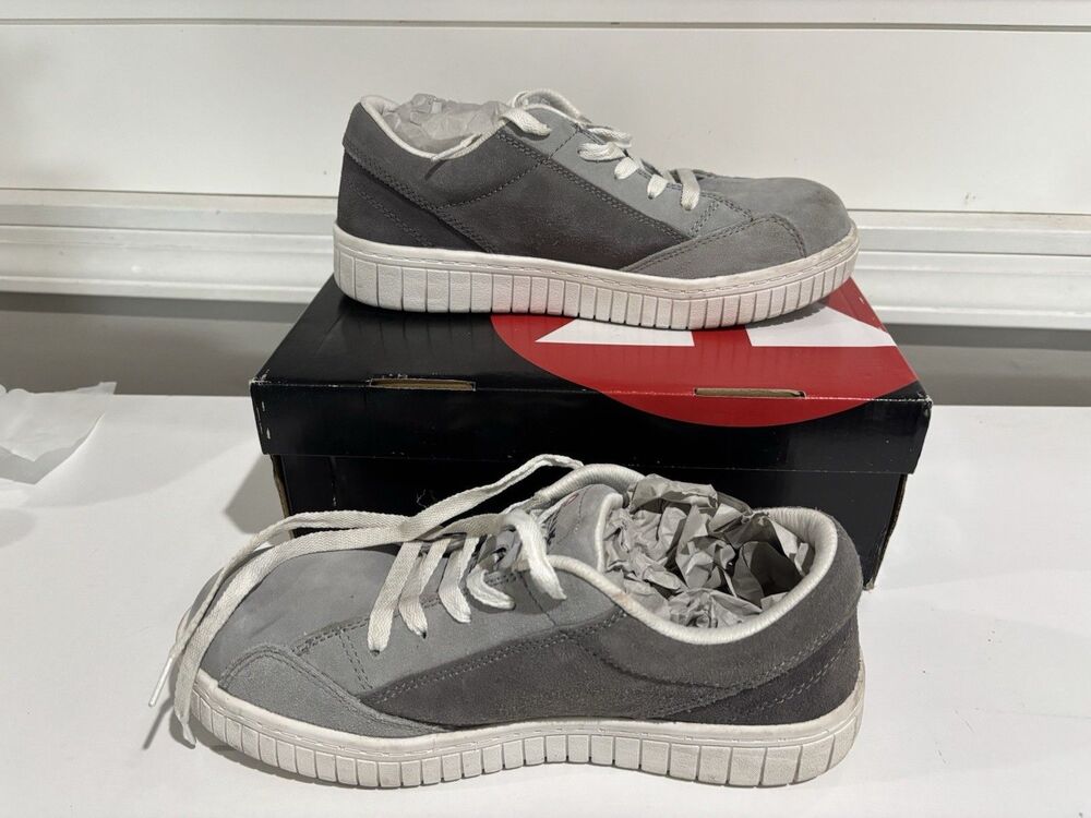 SAFETY SHOE- Airwalk Men's Composite Toe Camino Industrial Shoe Size 8.5 Wide